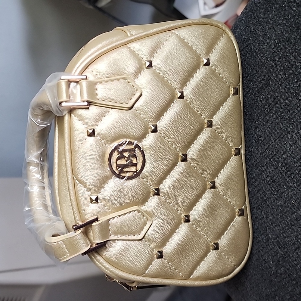 Brand new Mischka Crossbody vegan leather
